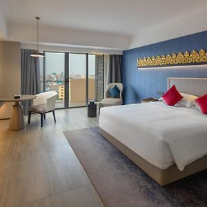 Executive King Room